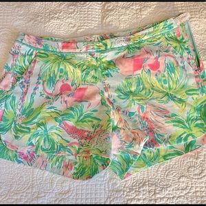 Lilly Pulitzer Addie short like new size 6